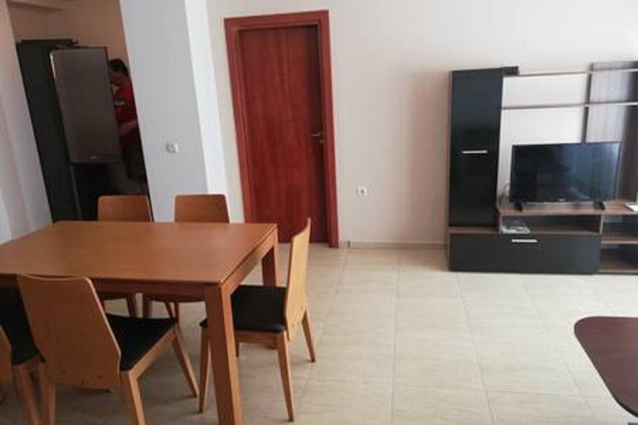Yves 2 Bed Apart At Sun Village Sunny Beach Not Far Away From The Sea Luaran gambar